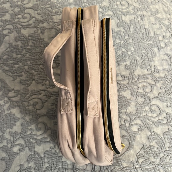 NISHEL Travel Toiletry Bag - Picture 3 of 11